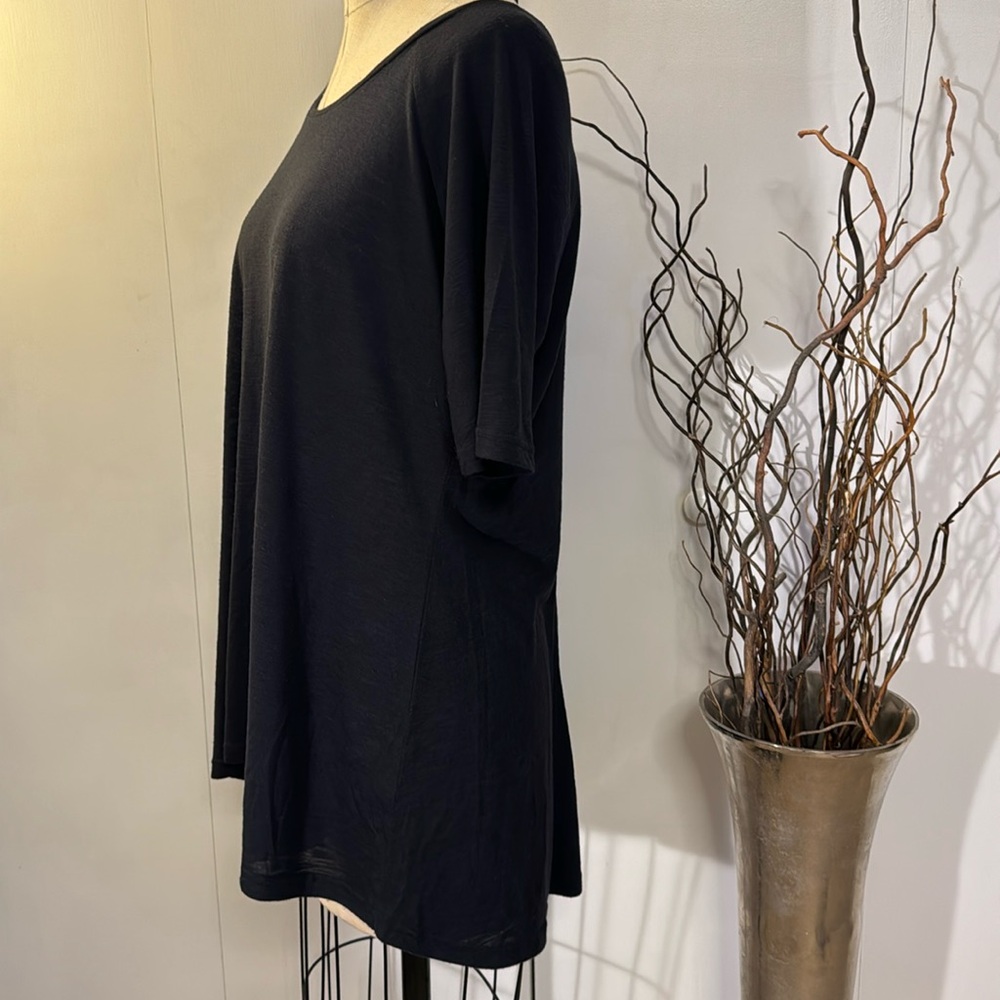 Soft Surroundings high low hem scoop neck short sleeve T-shirt - Picture 3 of 6